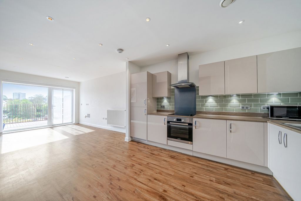 Property photo 2 of 13 Reception Room