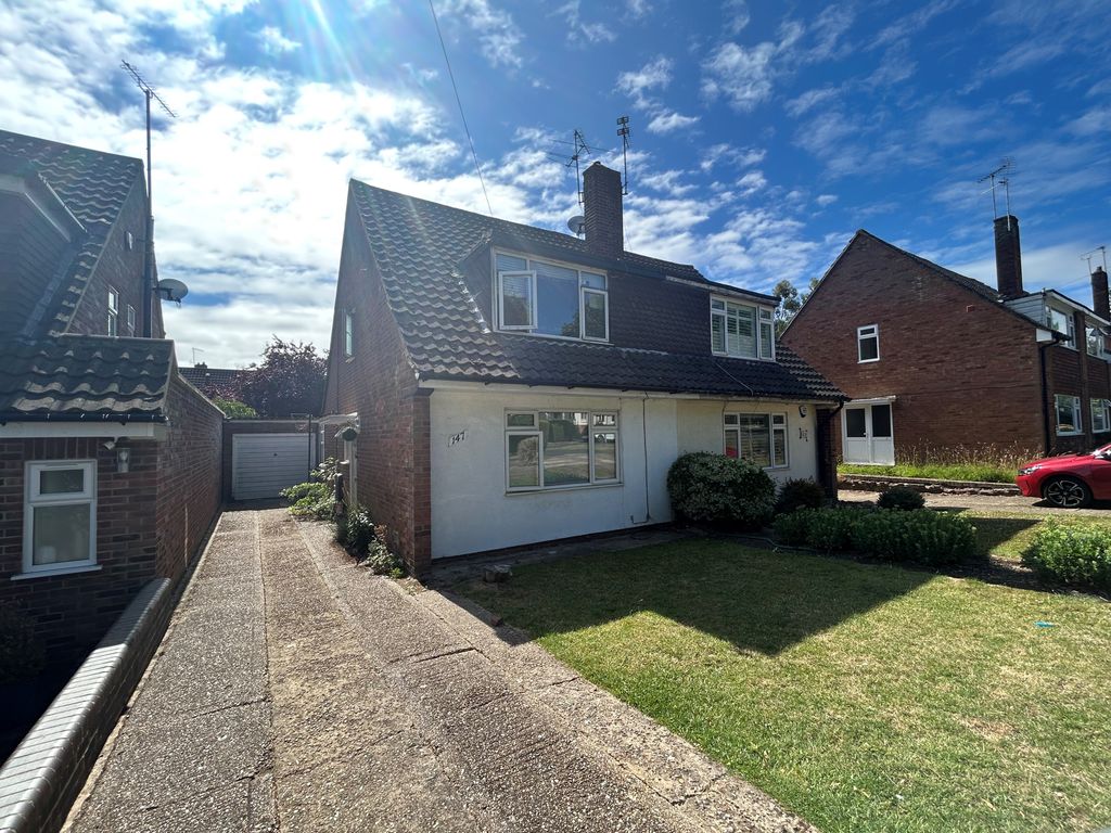 Property photo 1 of 11 Front