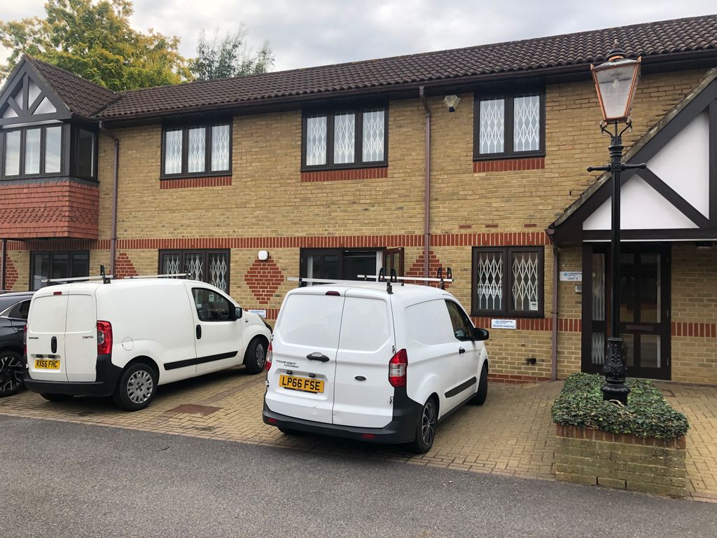 Property photo 1 of 3