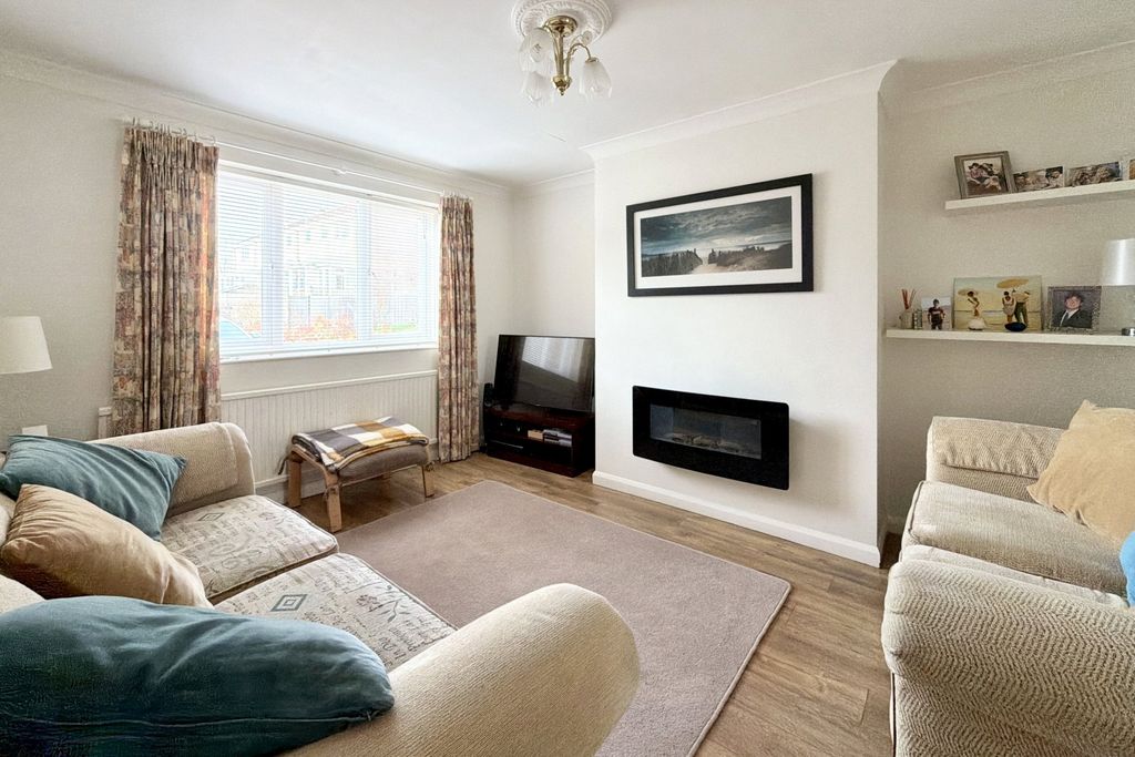 Property photo 3 of 19 Picture No. 09