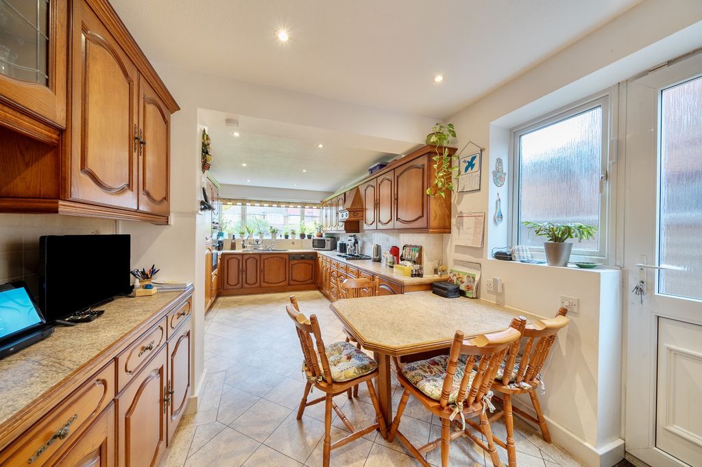 Property photo 3 of 15 Not Specified