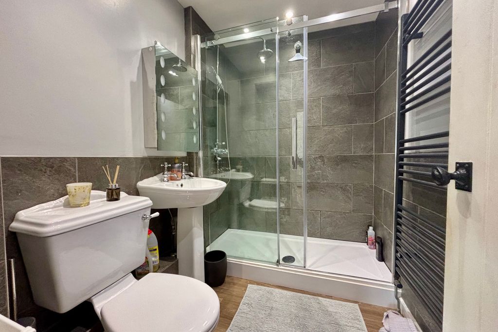 Additional image 16 of 3 bed property for saleHarbour Village, Daniels Sail Loft Harbour Village TR10