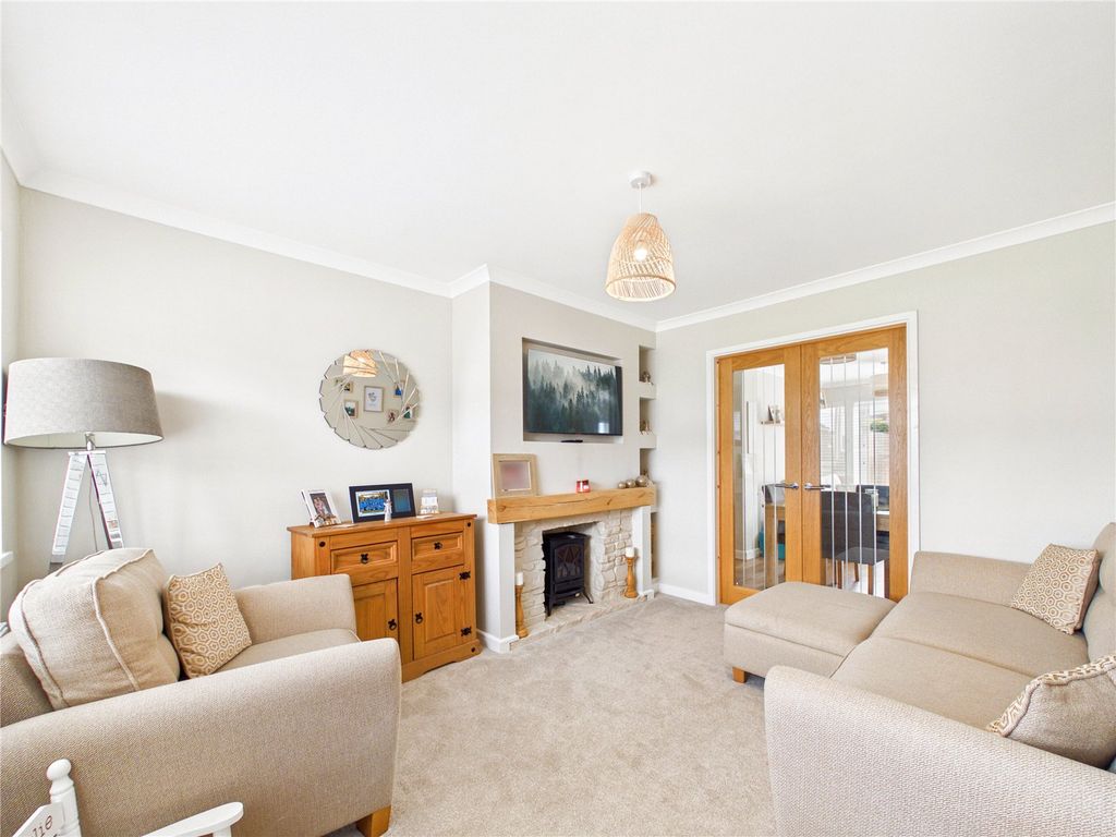 Property photo 2 of 36 Picture No. 08