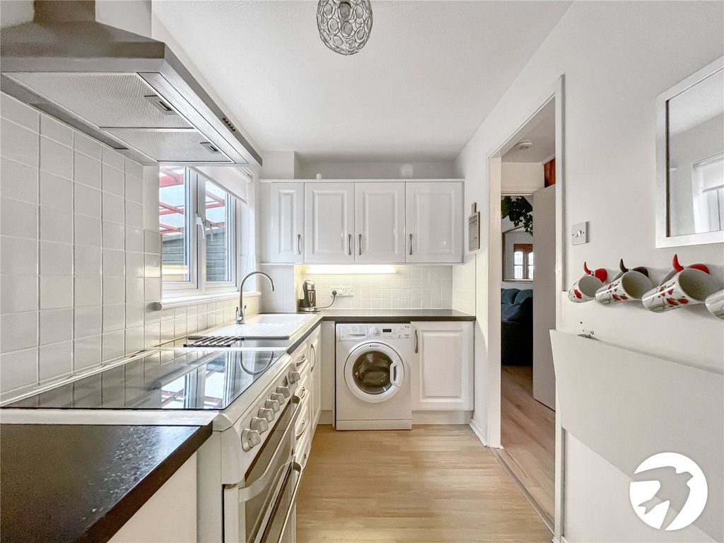 Property photo 3 of 12 Picture No. 03