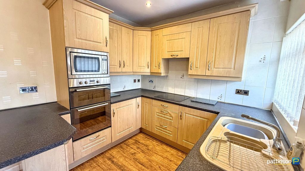 Property photo 3 of 26