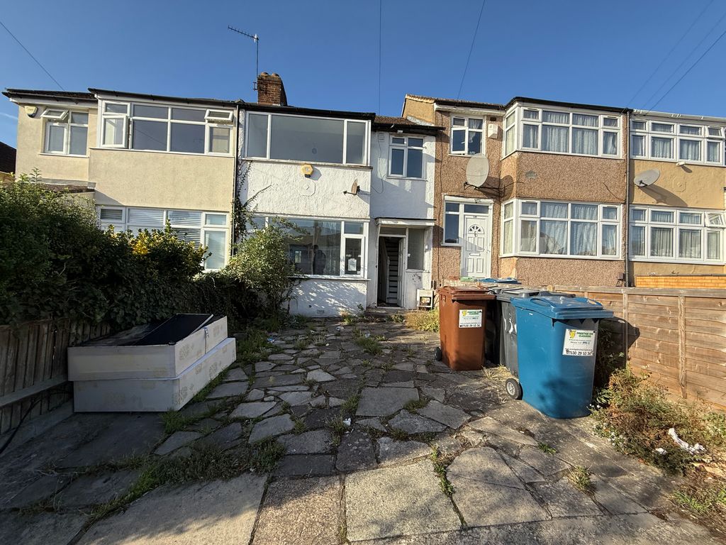 Property photo 1 of 12
