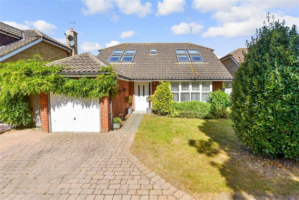 Property photo 3 of 15 External (Web)