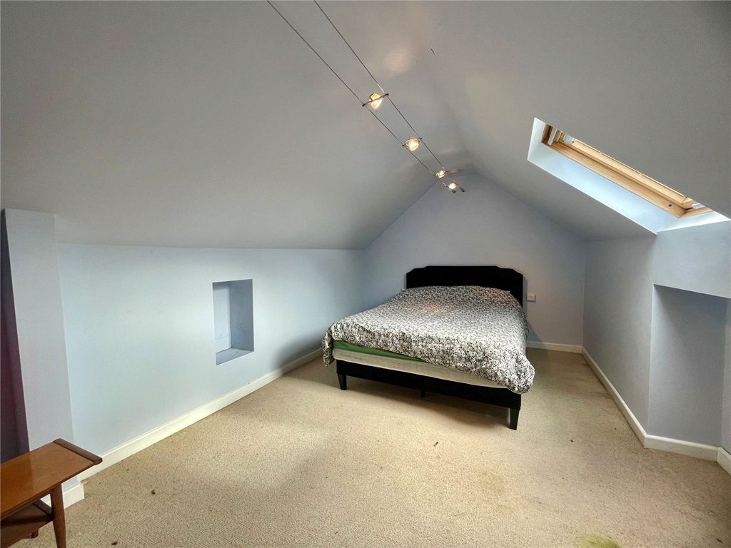 Property photo 2 of 12 Bedroom One