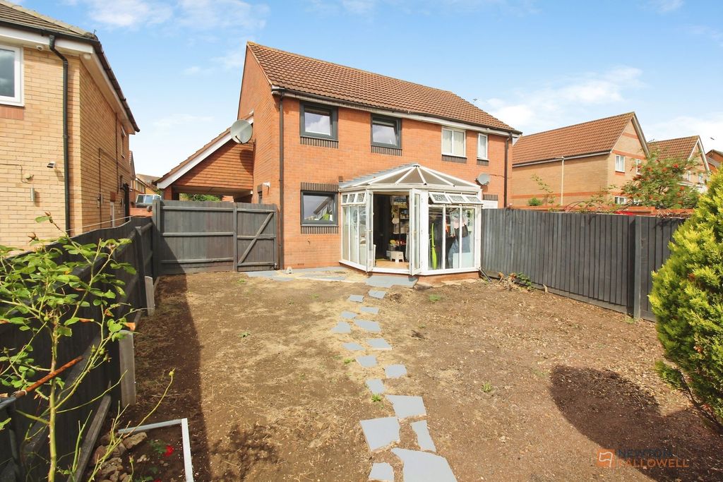 Property photo 2 of 19