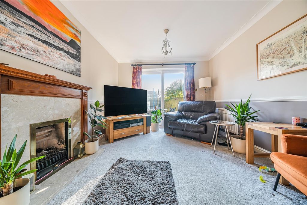 Property photo 2 of 18 1256050 (2).Jpg