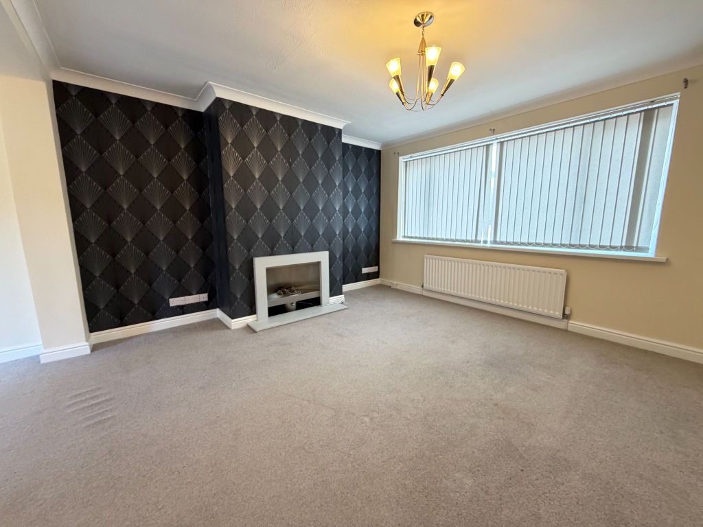 Property photo 3 of 17 Photograph 3