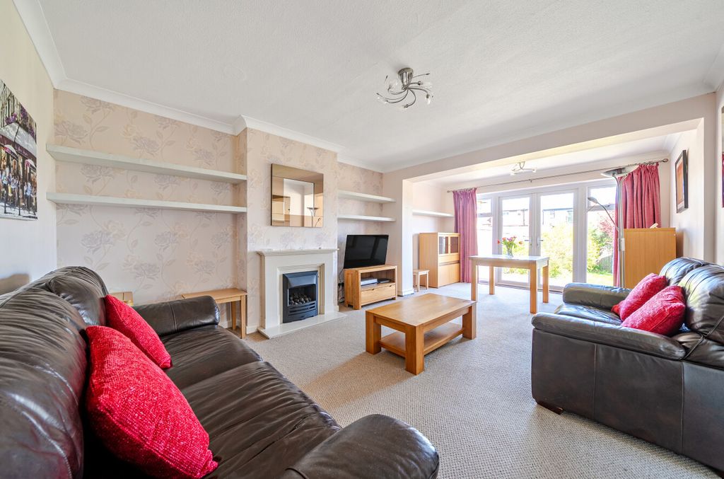 Property photo 2 of 20 1446337-6-69E9077...