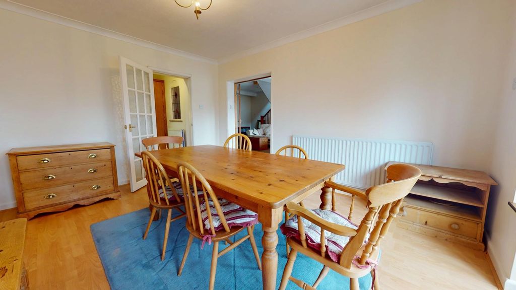 Property photo 3 of 19 Netherton-Road-10232025_083118.Jpg