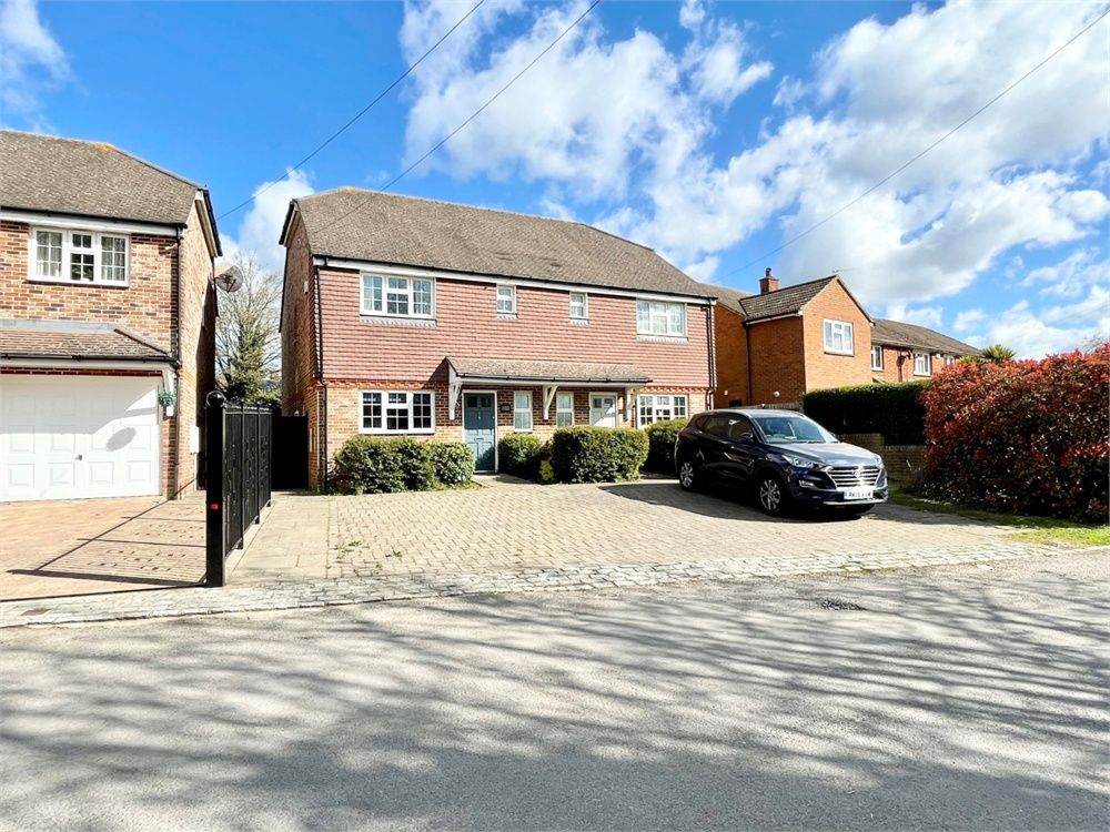 Property photo 1 of 12