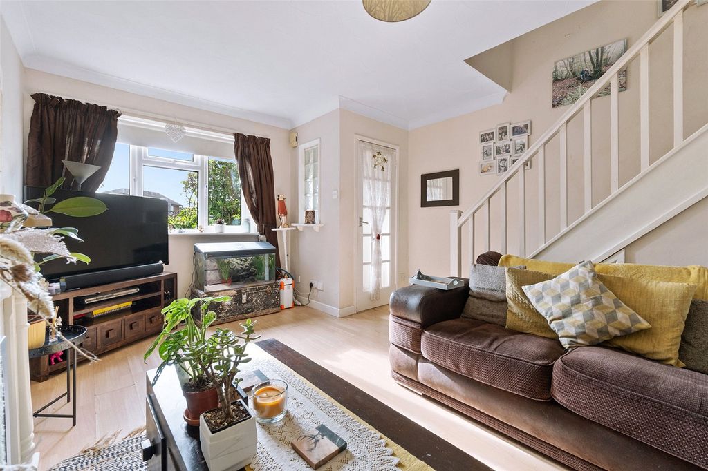 Property photo 3 of 22 Picture No. 06