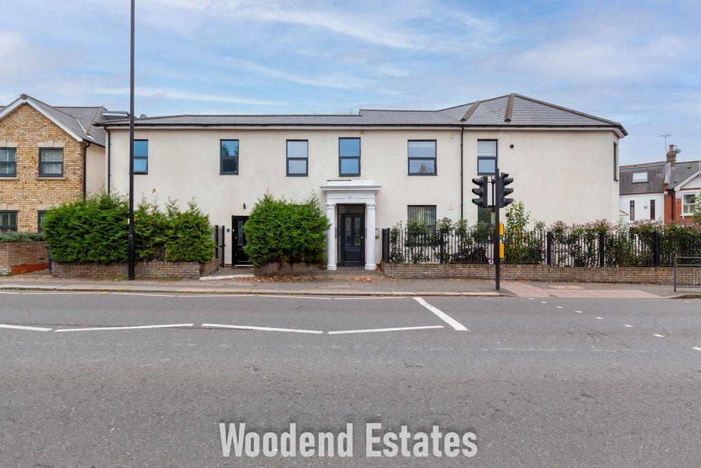 Property photo 1 of 20