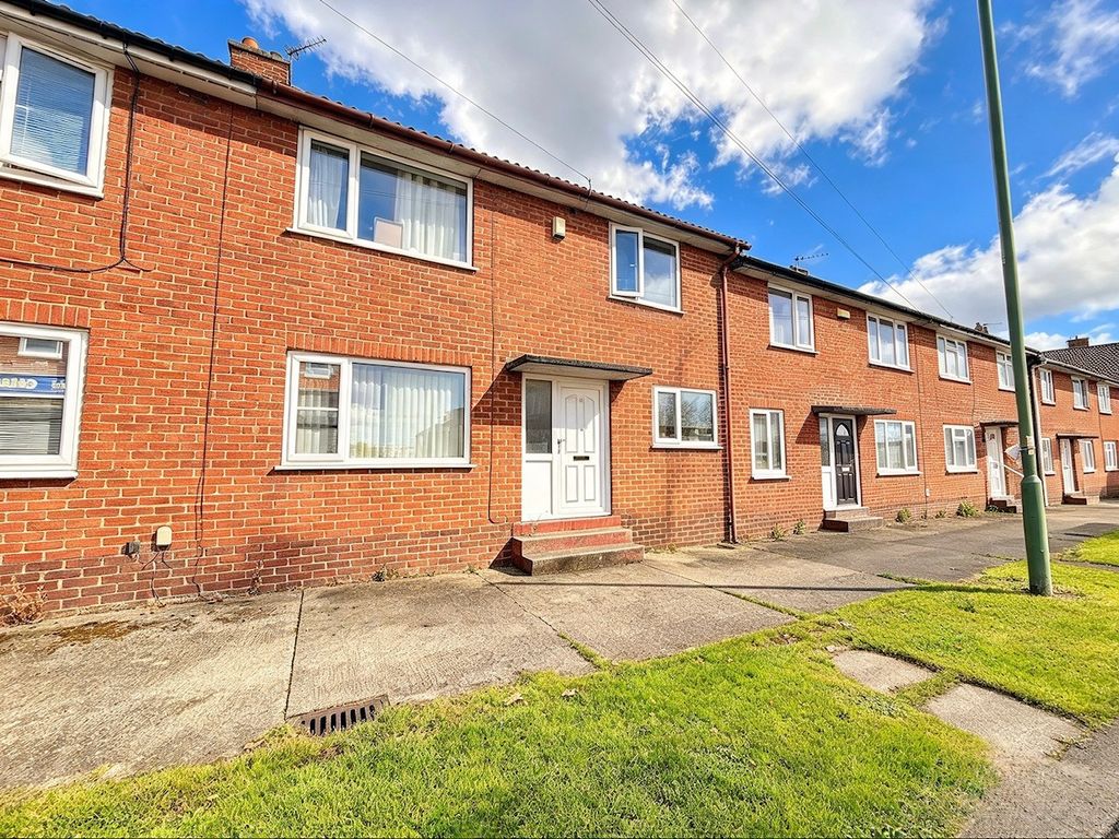 Property photo 1 of 5