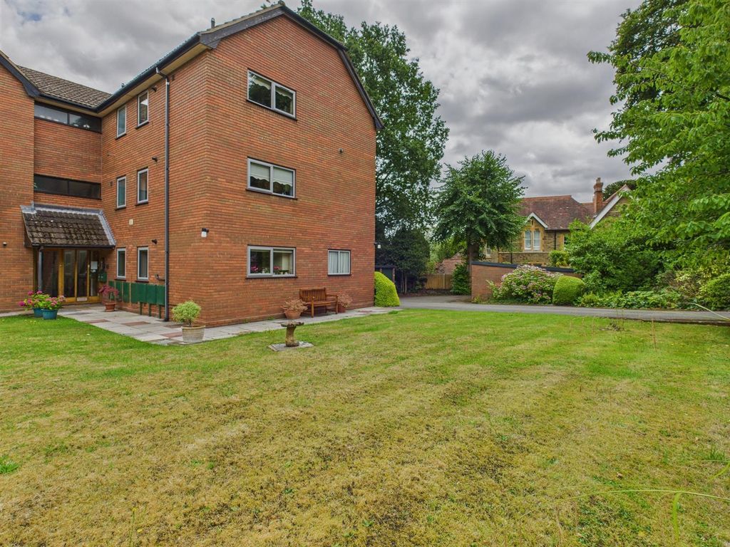 Property photo 1 of 25 Cam02541G0-Pr0517-Still023.Jpg