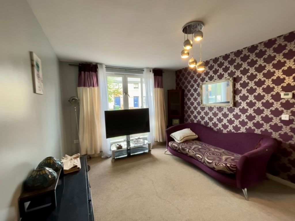 Property photo 2 of 10 2