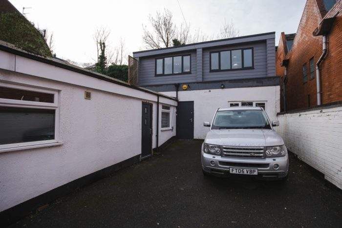 Property photo 1 of 8