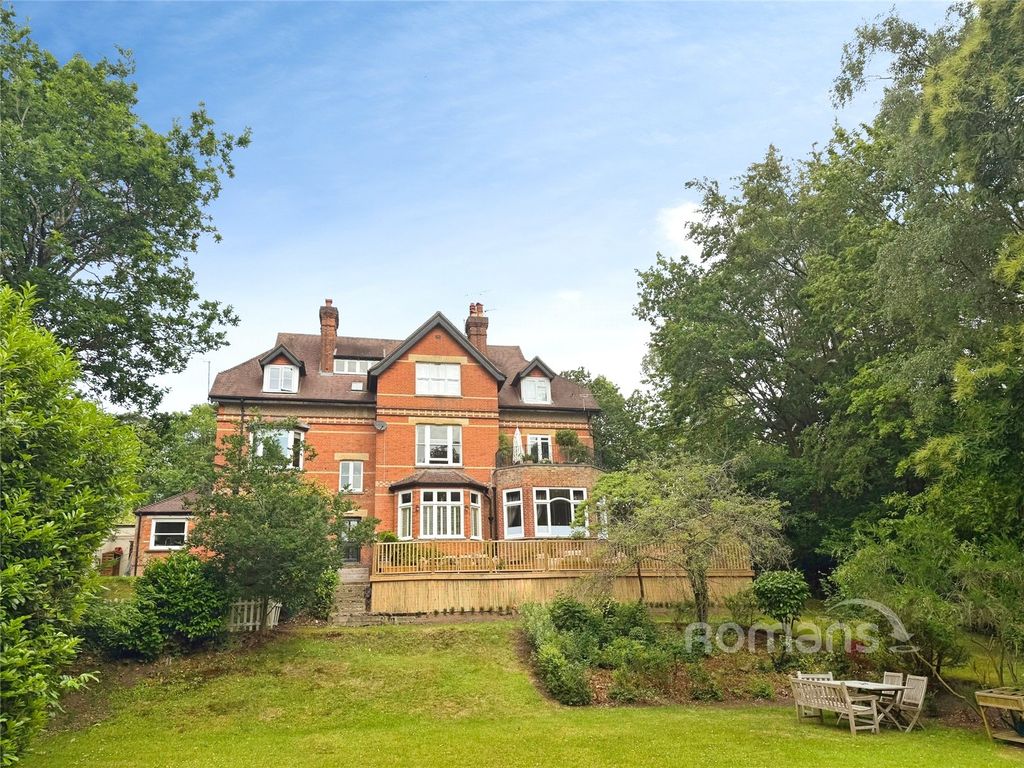 Property photo 1 of 36 Picture No. 38