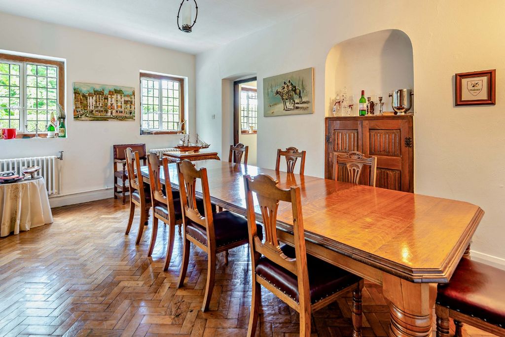 Property photo 3 of 20 Dining Room