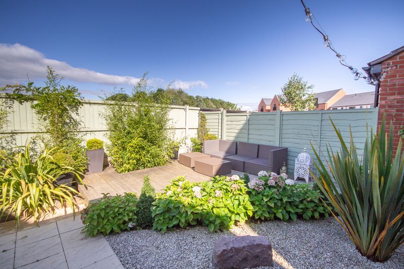 Property photo 3 of 15 Garden