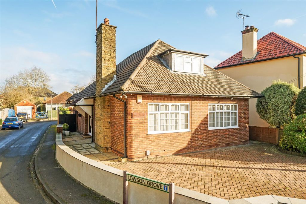 Property photo 1 of 15 Exterior: