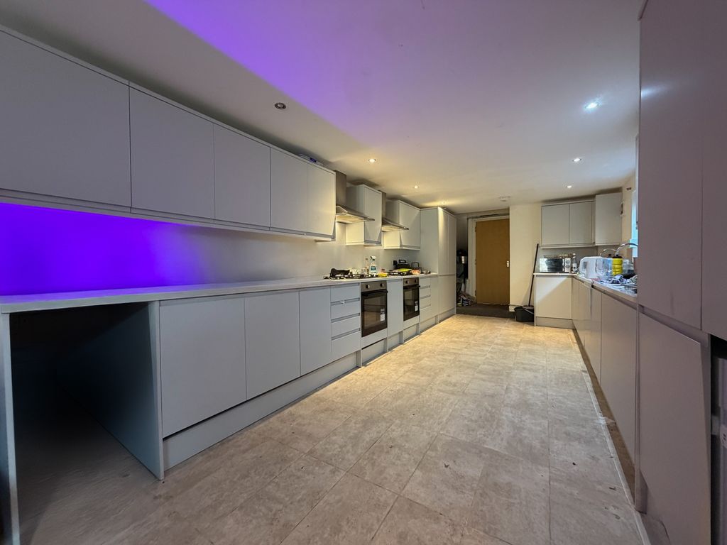 Property photo 2 of 12 Call 02920 668585 To Secure Your Viewing _1