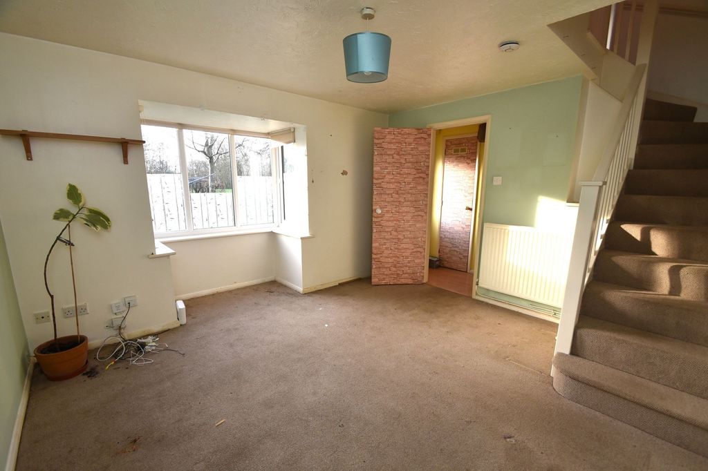 Property photo 3 of 8