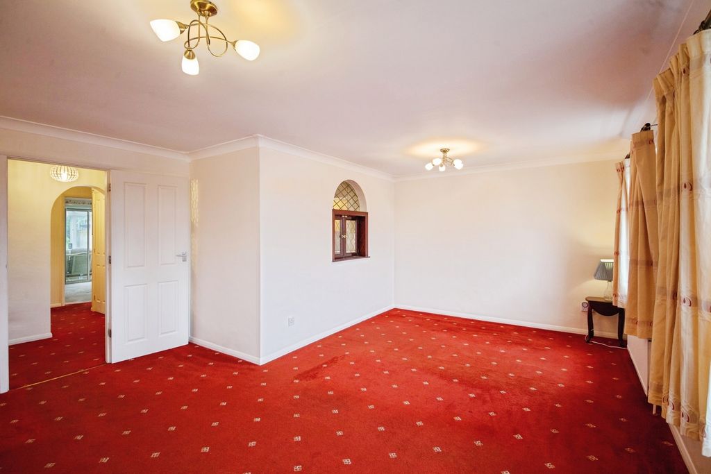 Property photo 3 of 14 Pbox-Img.Jpg