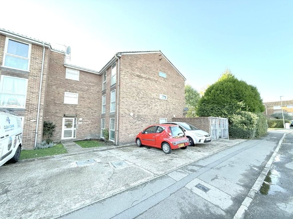 Property photo 1 of 6