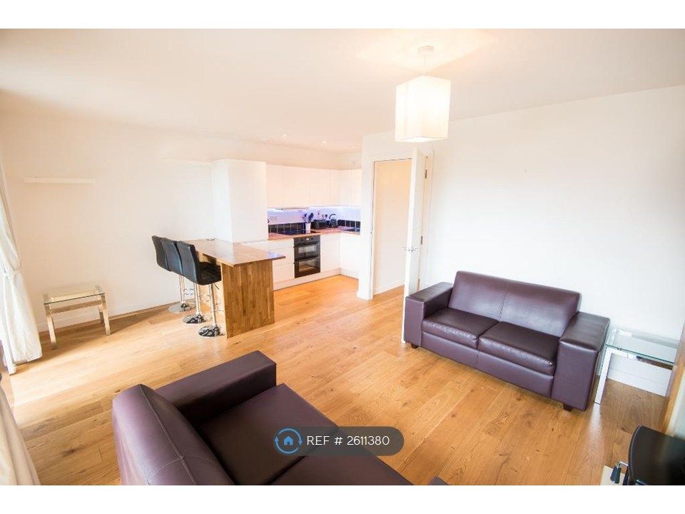 Property photo 1 of 7 Living Area