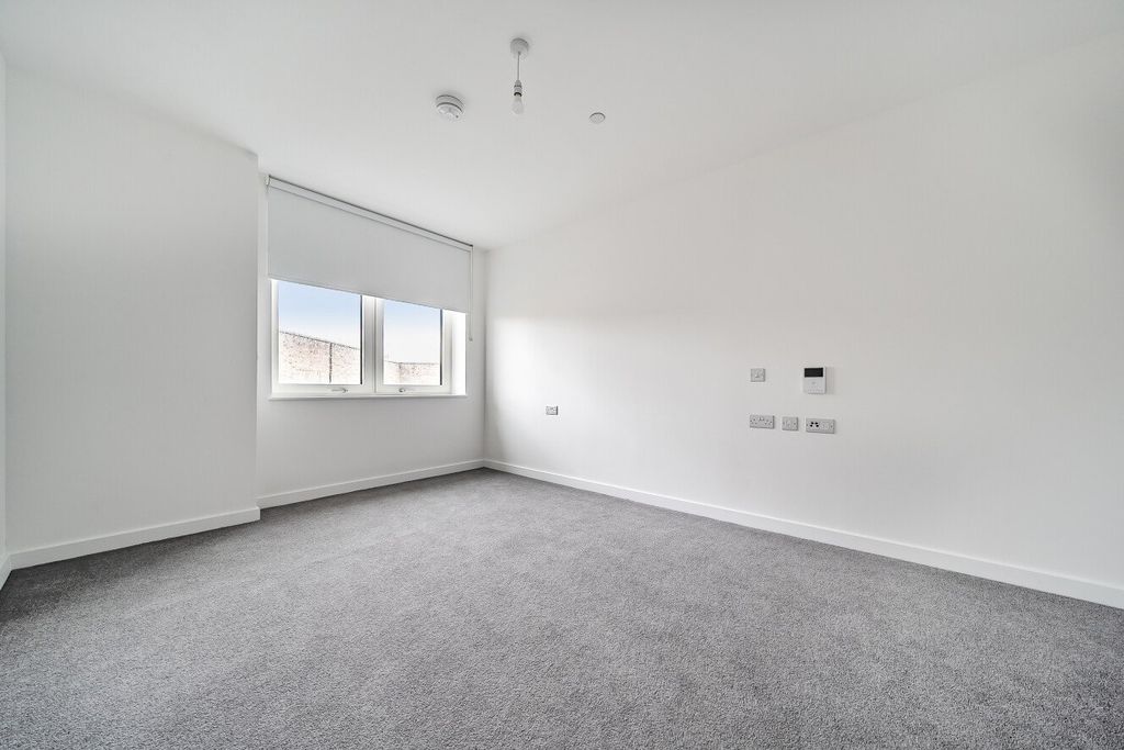 Property photo 2 of 5 Picture No. 06