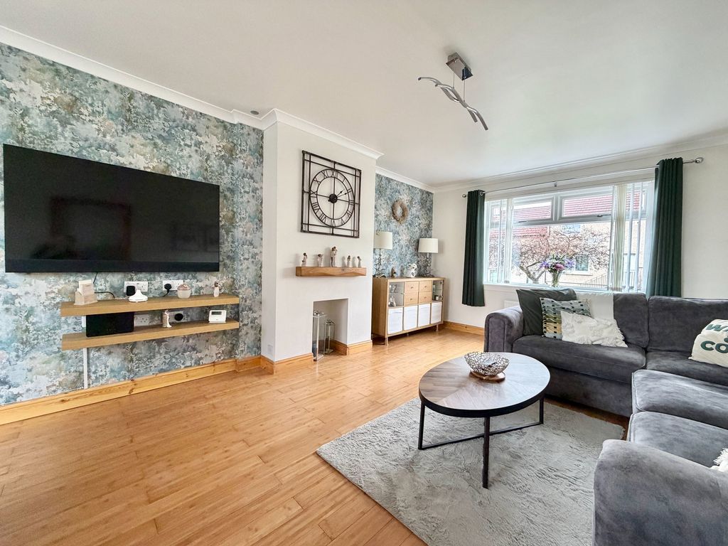 Property photo 3 of 30