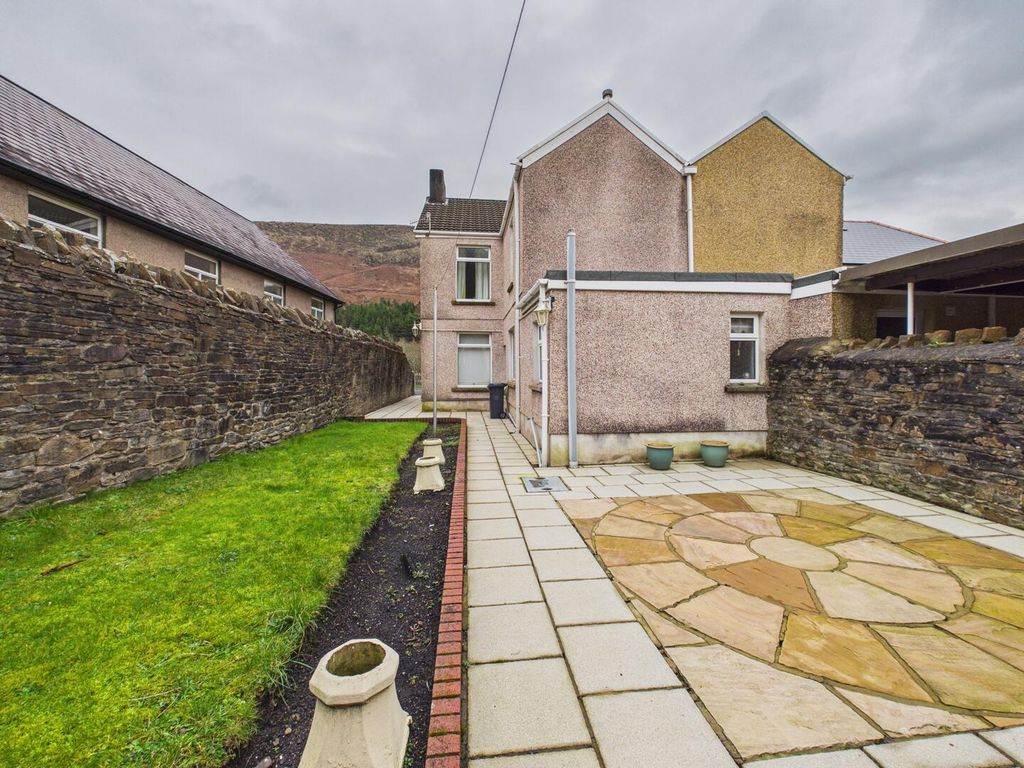 Property photo 2 of 17 Rear Garden