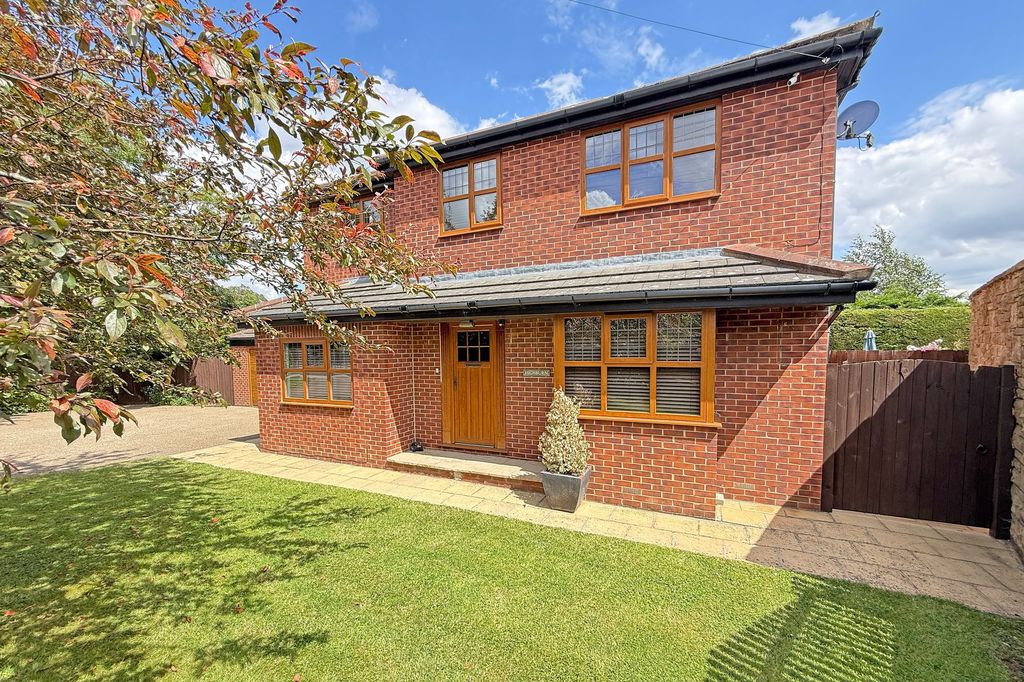 Property photo 1 of 25