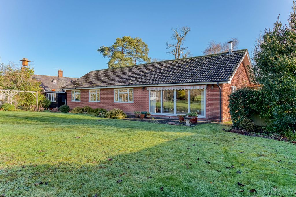 Property photo 1 of 21