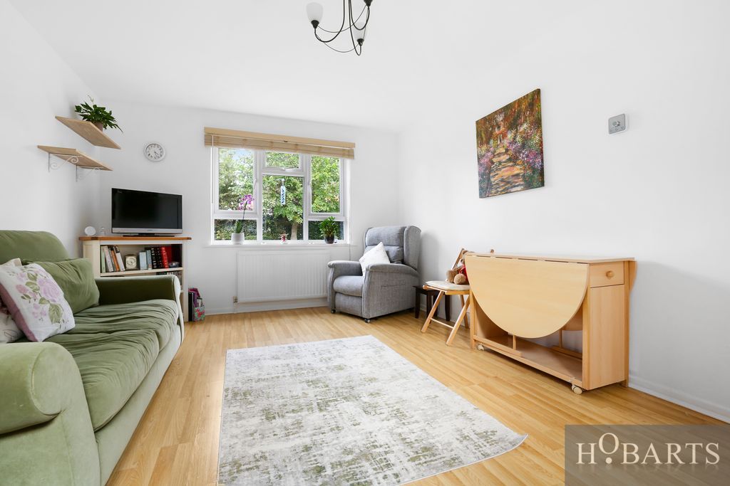 Property photo 1 of 14 2 Bedroom Purpose Built Ground Floor Flat For Sale