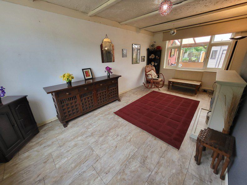Property photo 2 of 18 Gallery