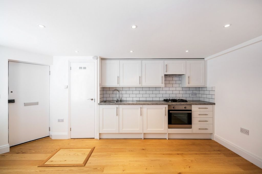 Property photo 1 of 10 Studio Room