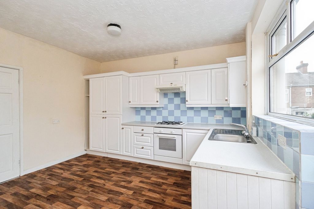 Property photo 1 of 17 Photo