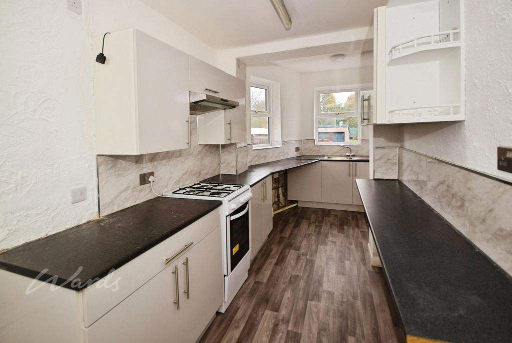 Property photo 2 of 12 City Way Kitchen 1