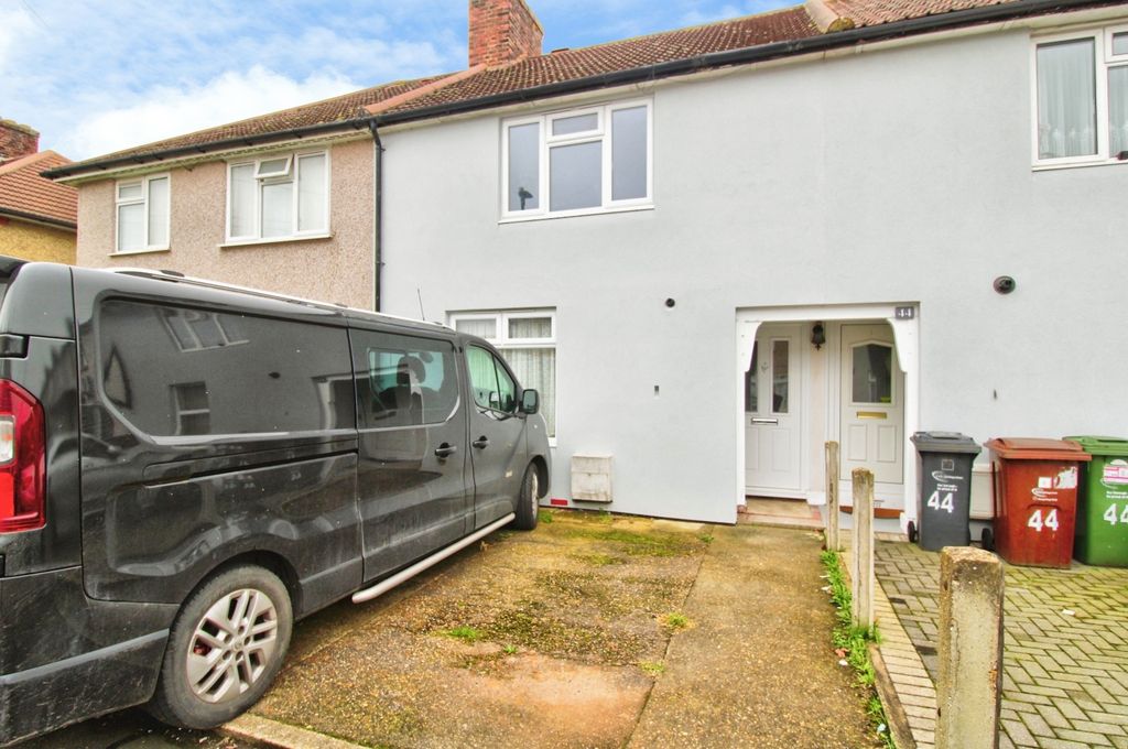 Property photo 1 of 8