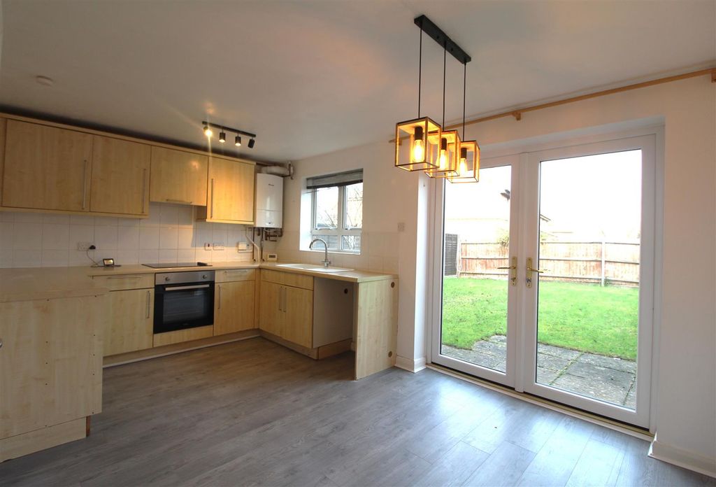 Property photo 3 of 10 Cotswold Drive Kitchen.Jpg