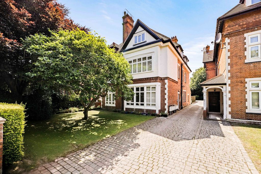 Property photo 1 of 15
