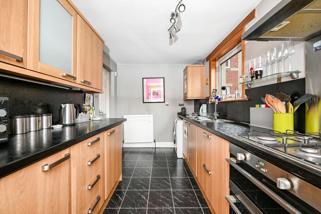 Property photo 3 of 15 Property Image 3