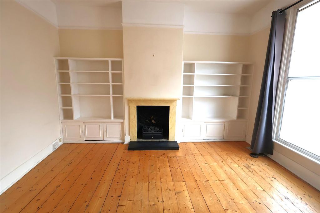 Property photo 2 of 11 Img_0831.Jpg