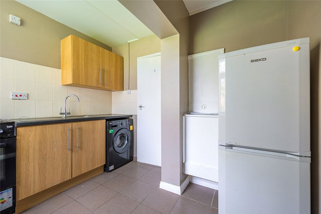 Property photo 2 of 16 Picture No. 06