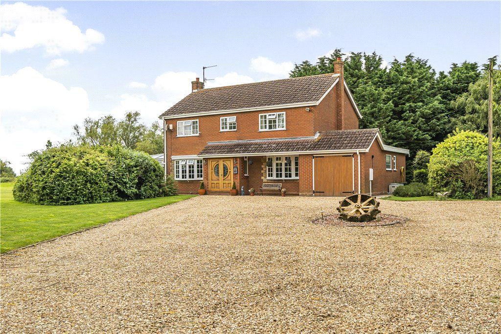 Property photo 1 of 27 Picture No. 12